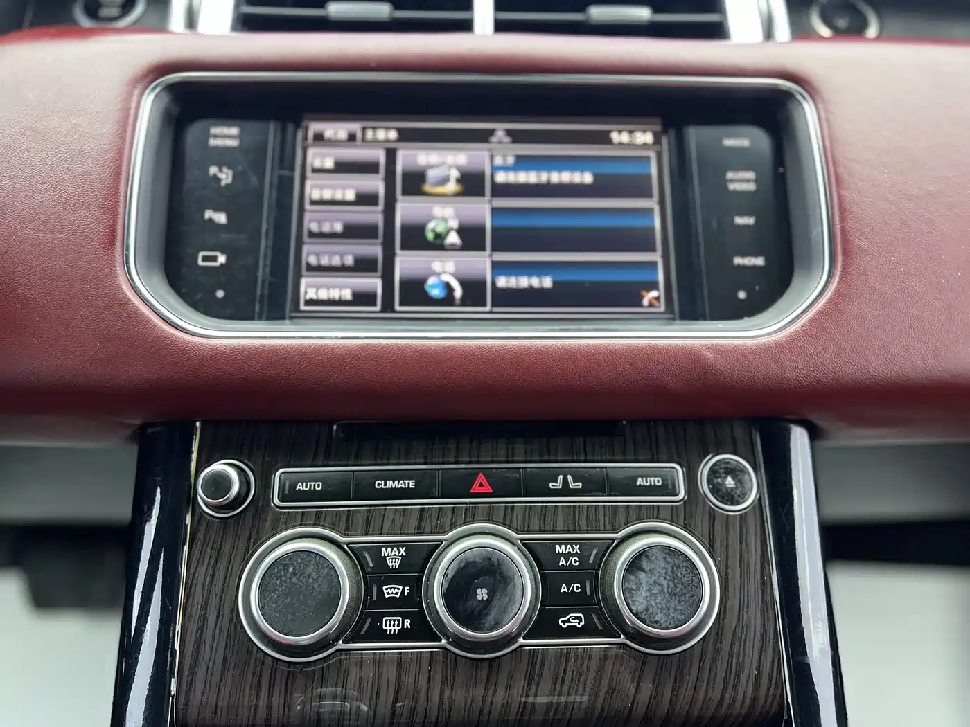 Land Rover Range Rover Sport 2014 3.0 SC V6 HSE фото 18