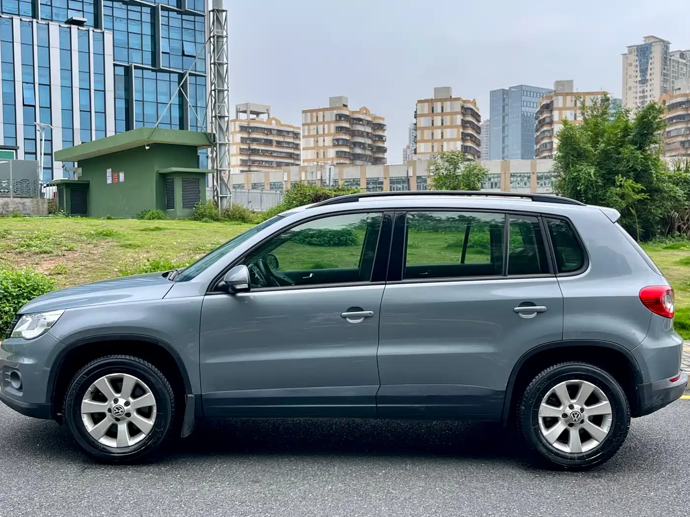 Volkswagen Tiguan 2012 1.8TSI Automatic 2WD Trend Edition фото 11