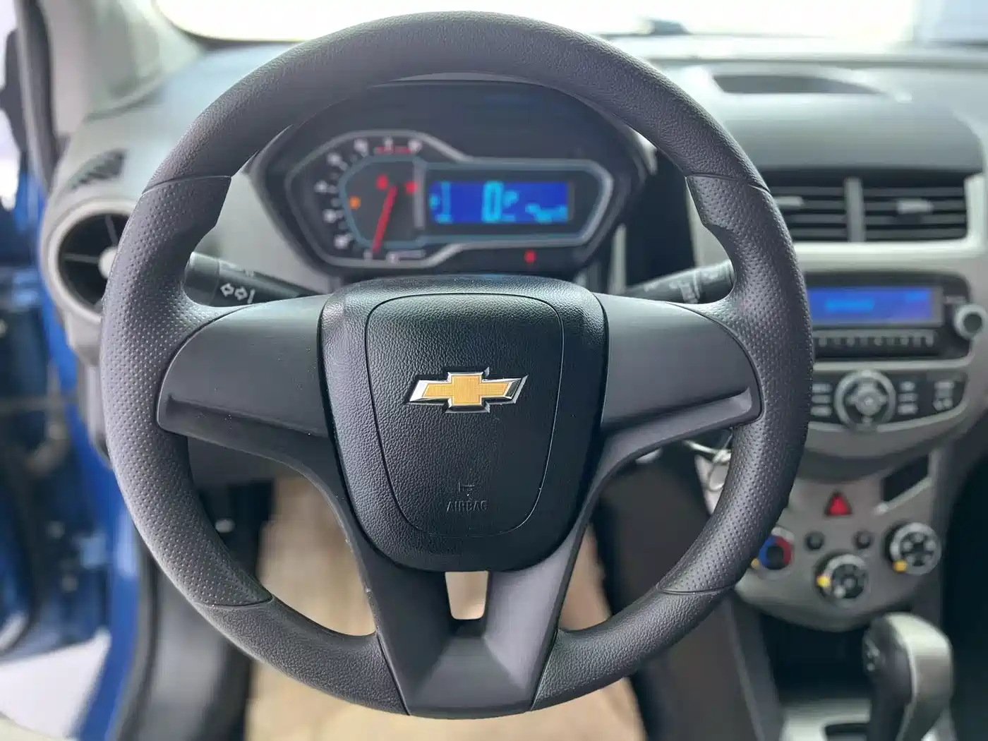Chevrolet Aveo 2014 Sedan 1.4SL AT Fashion Edition фото 12