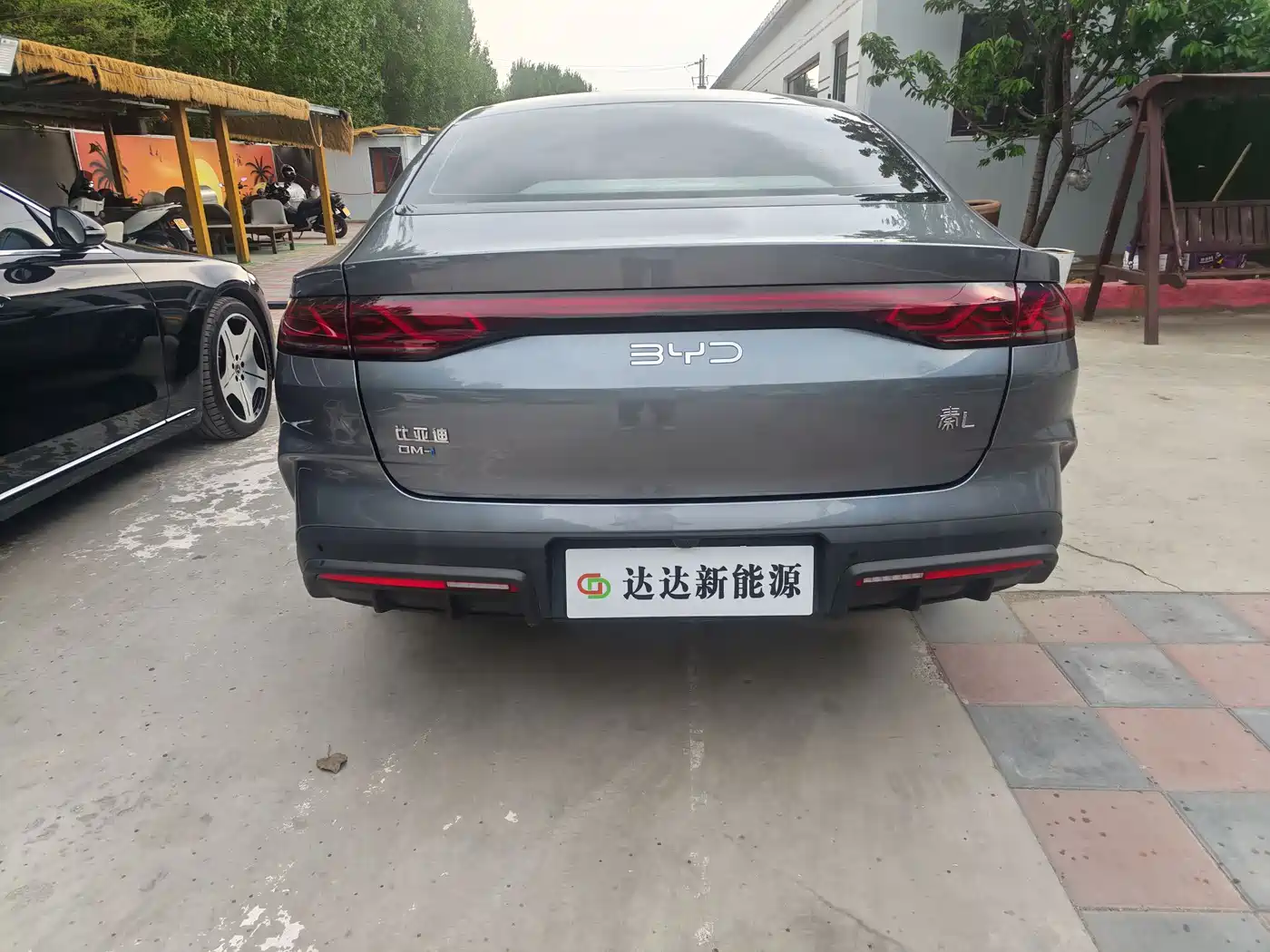 BYD Qin L 2024 DM-i 80KM Leading Edition фото 4