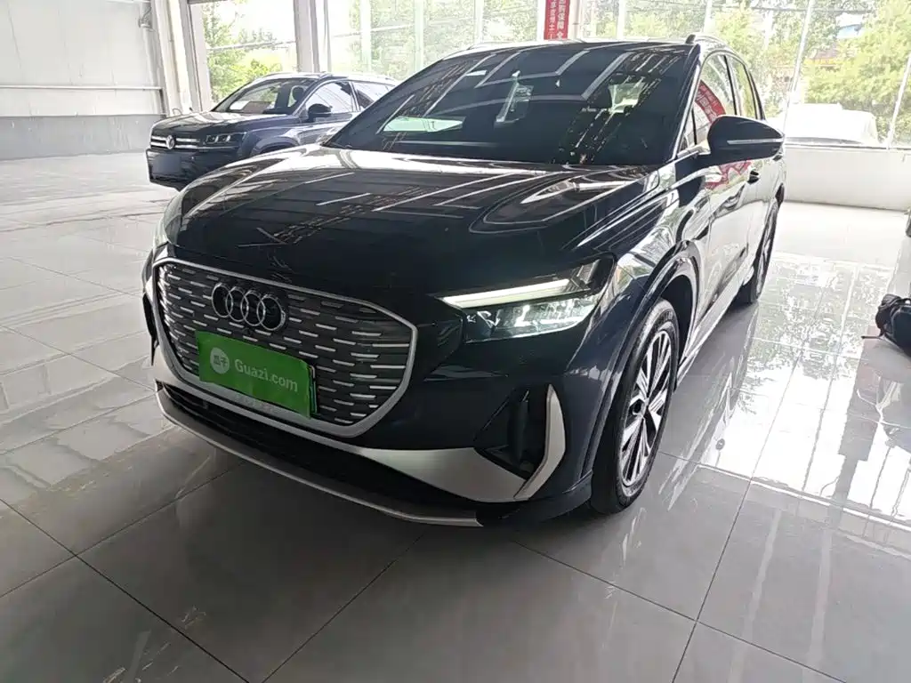 Audi Q4 e-tron 2022 40 e-tron Pioneer Edition