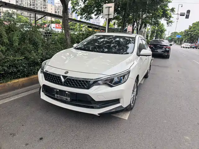 Venucia D60 2021 1.6L XE CVT Smooth Ride Edition