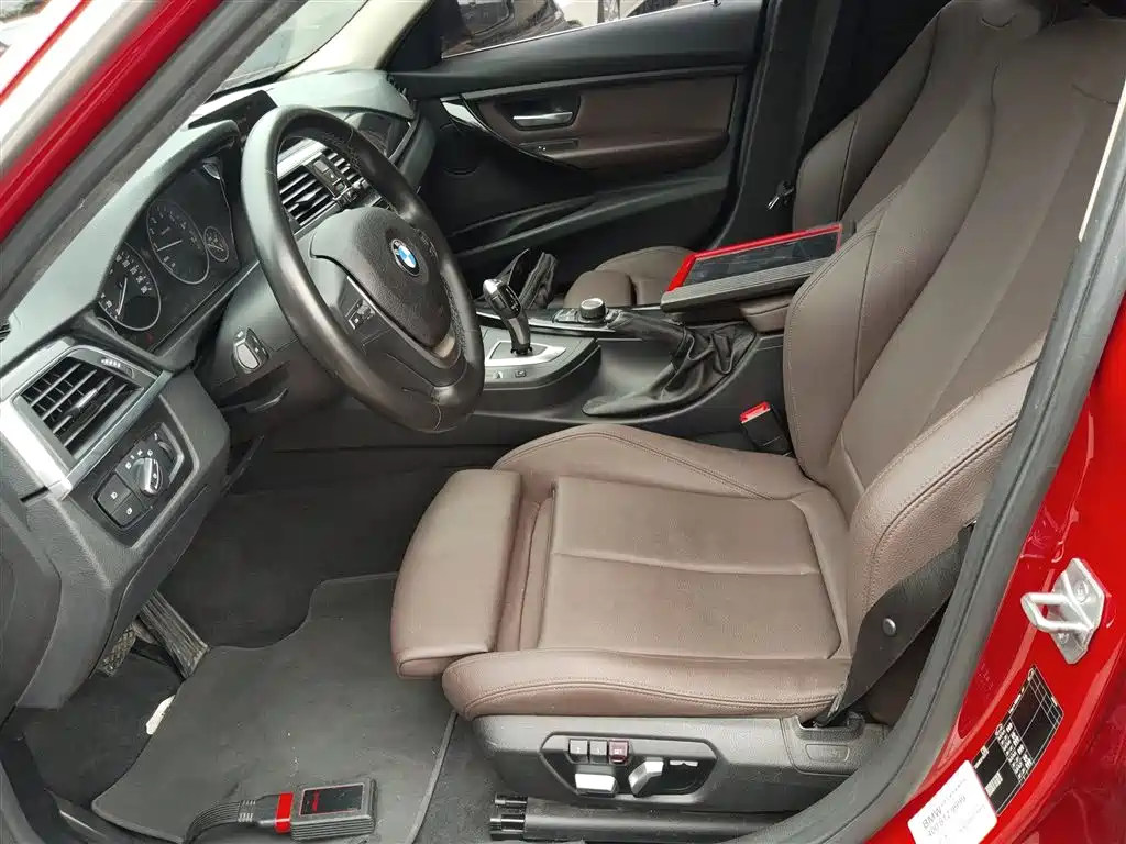 BMW 3 Series 2018 320Li Fashion Style фото 14