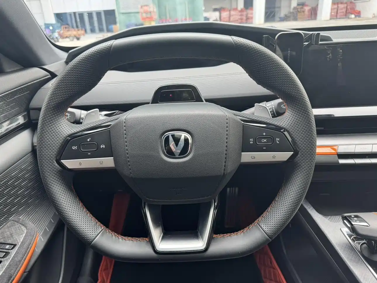 CHANGAN UNI-V