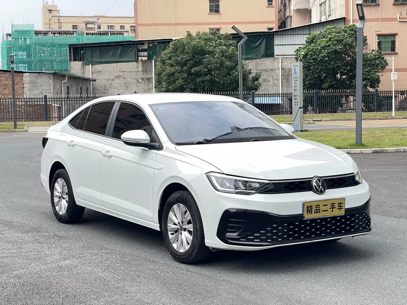 Volkswagen Lavida 2023 New Sharp 1.5L Auto Aspiration Edition фото 3