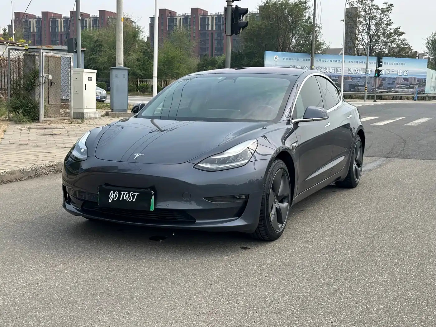 TESLA MODEL 3 (IMPORTED)