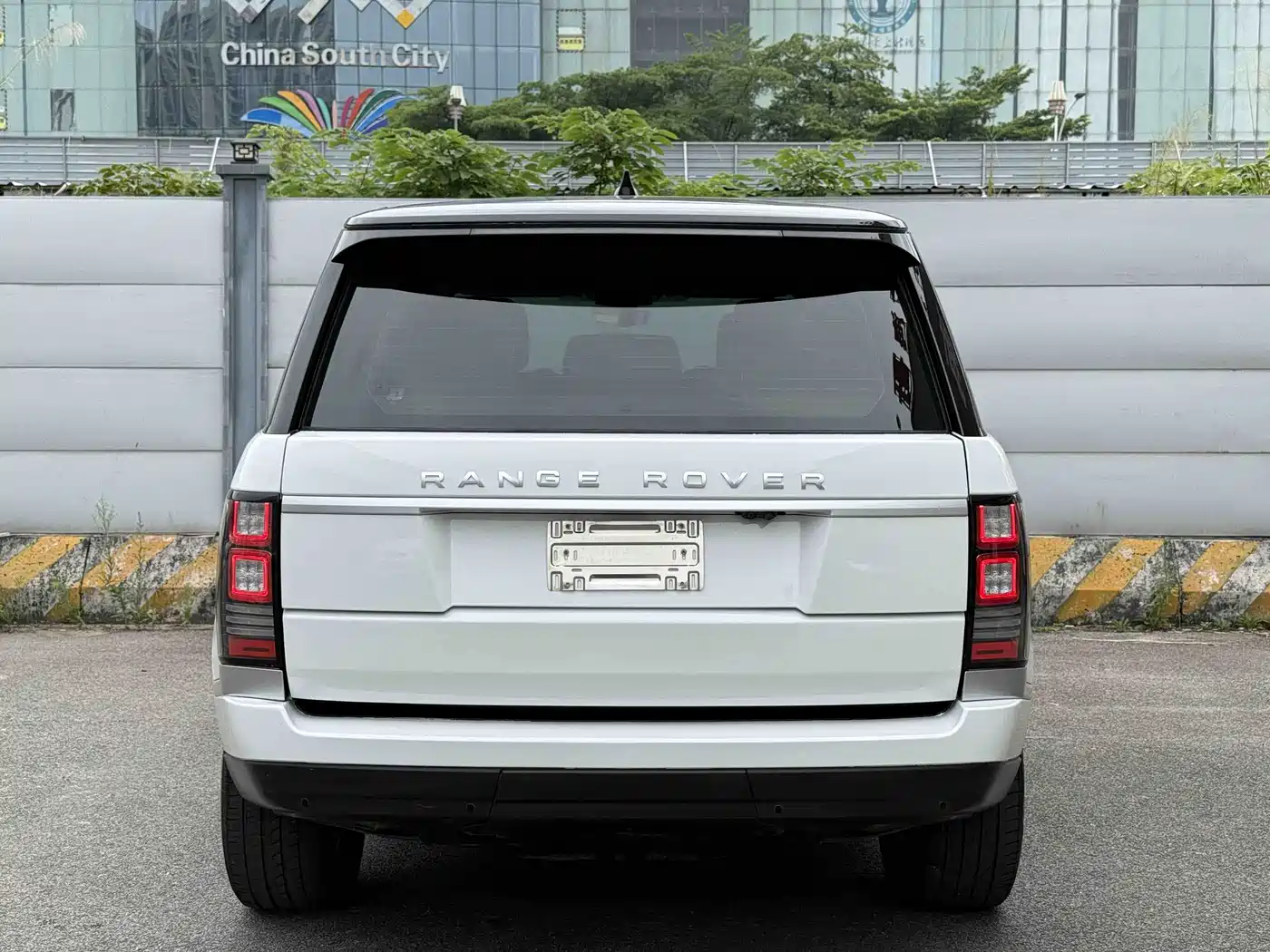 Land Rover Range Rover 2017 3.0 SC V6 Vogue LWB (Long Wheelbase) фото 5