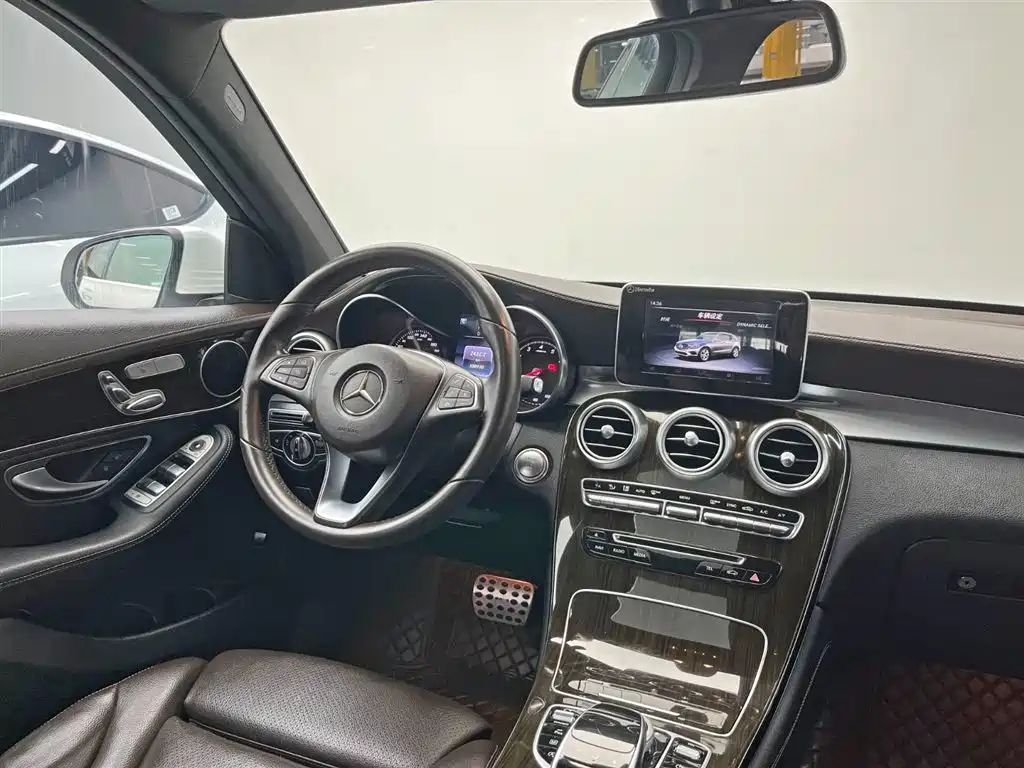 Mercedes-Benz GLC 2016 GLC 260 4MATIC Dynamic фото 23