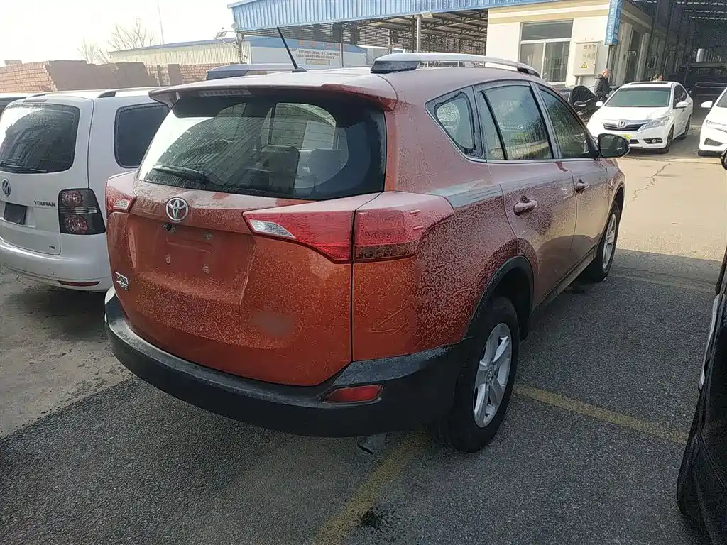 Toyota RAV4 Rongfang 2013 2.0L Manual 2WD Urban фото 7