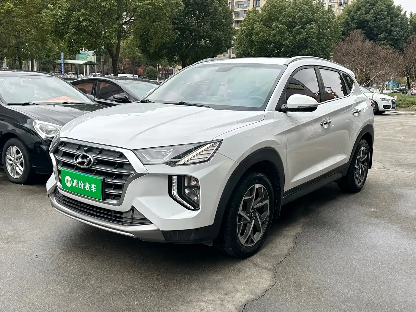 HYUNDAI TUCSON