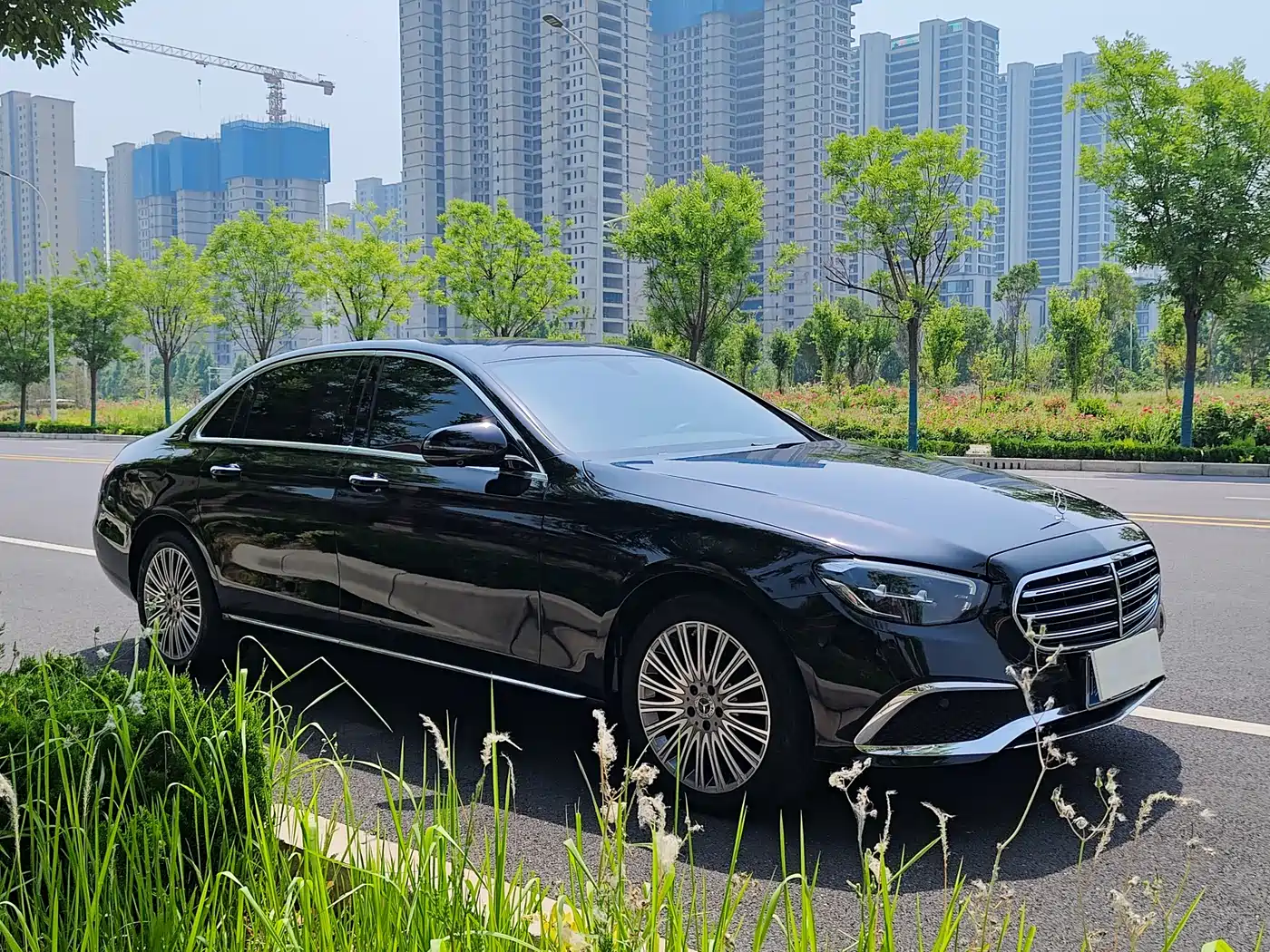Mercedes-Benz E-Class 2022 Second Facelift E 300 L Luxury фото 18