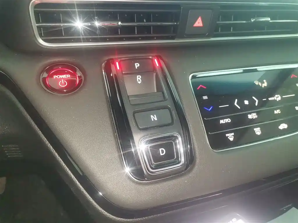 Honda Elysion 2024 2024 2.0L e:HEV Luxury Edition