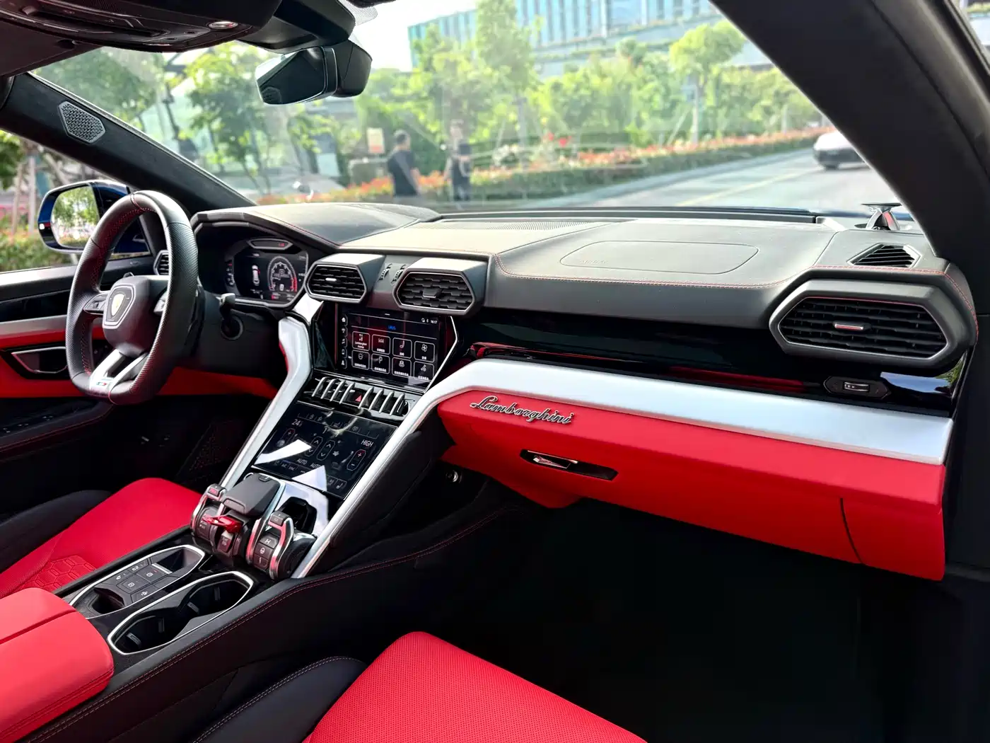 Lamborghini Urus 2021 4.0T V8 фото 6