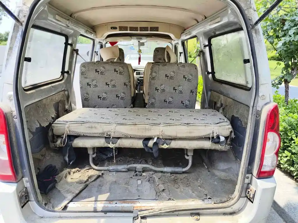 Wuling Motors Wuling Rongguang 2011 2011 1.2L Standard Model