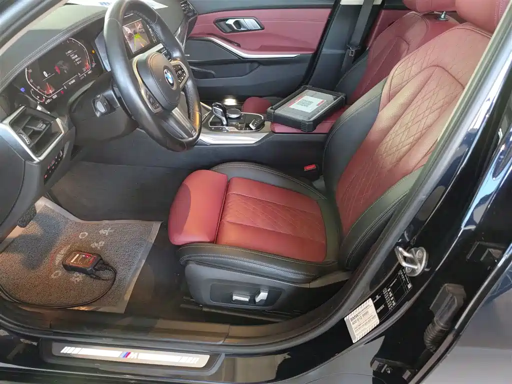 BMW 3 Series 2022 330i M Sport Shadow Edition фото 11
