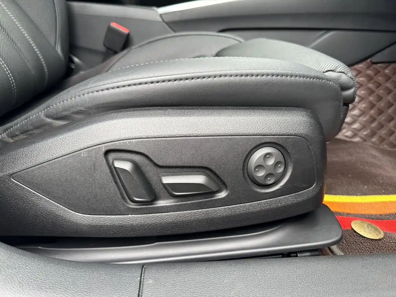 Audi A4L 2020 40 TFSI Fashion Dynamic Edition фото 12