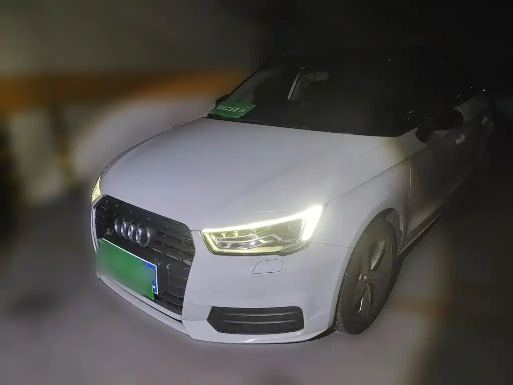 Audi A1 2016 2016 30 TFSI Sportback Design Style Edition