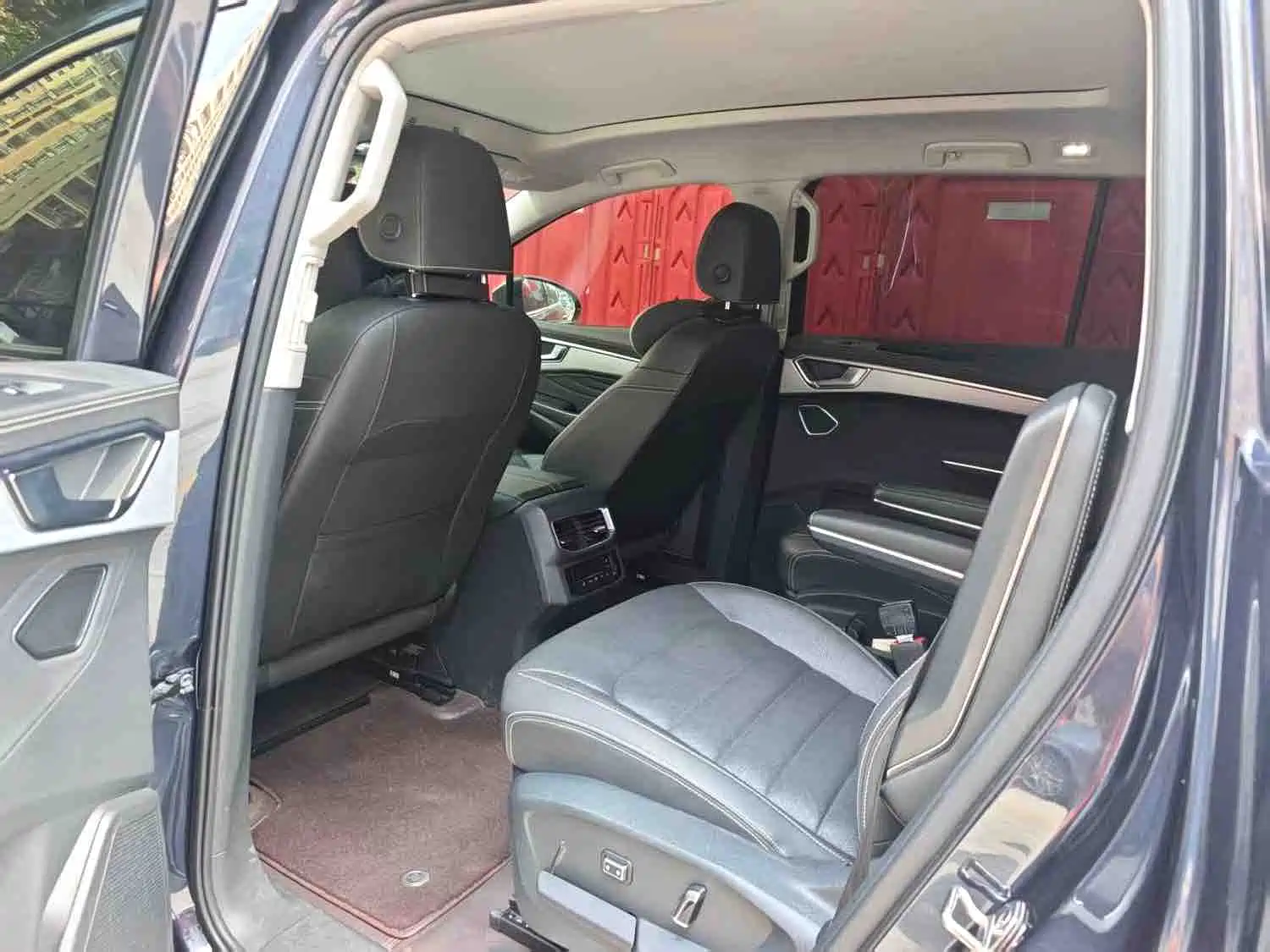 Фото 4 - Volkswagen Talagon