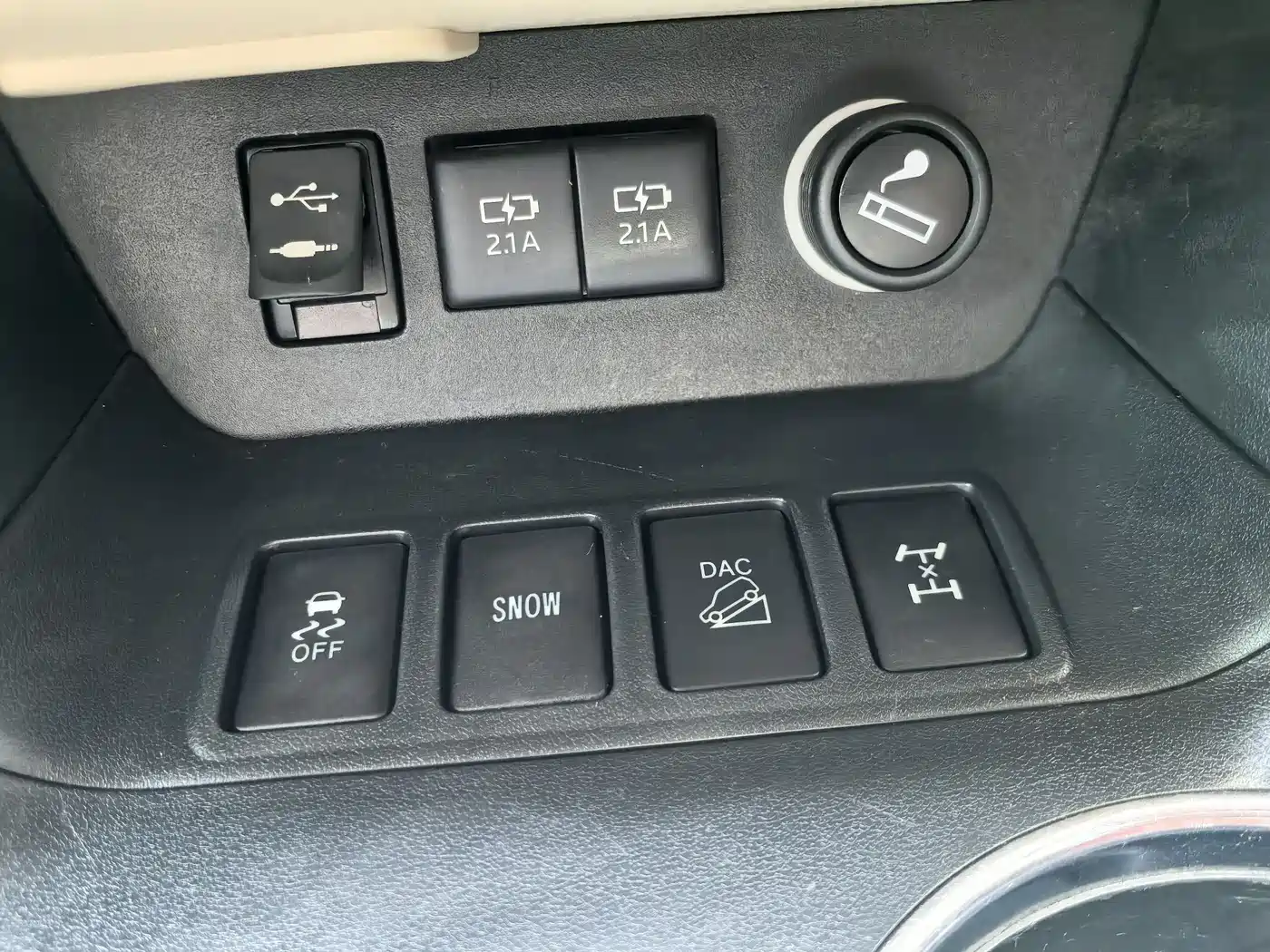 Toyota Highlander 2018 2.0T 4WD Elite 7-seater (China V) фото 13