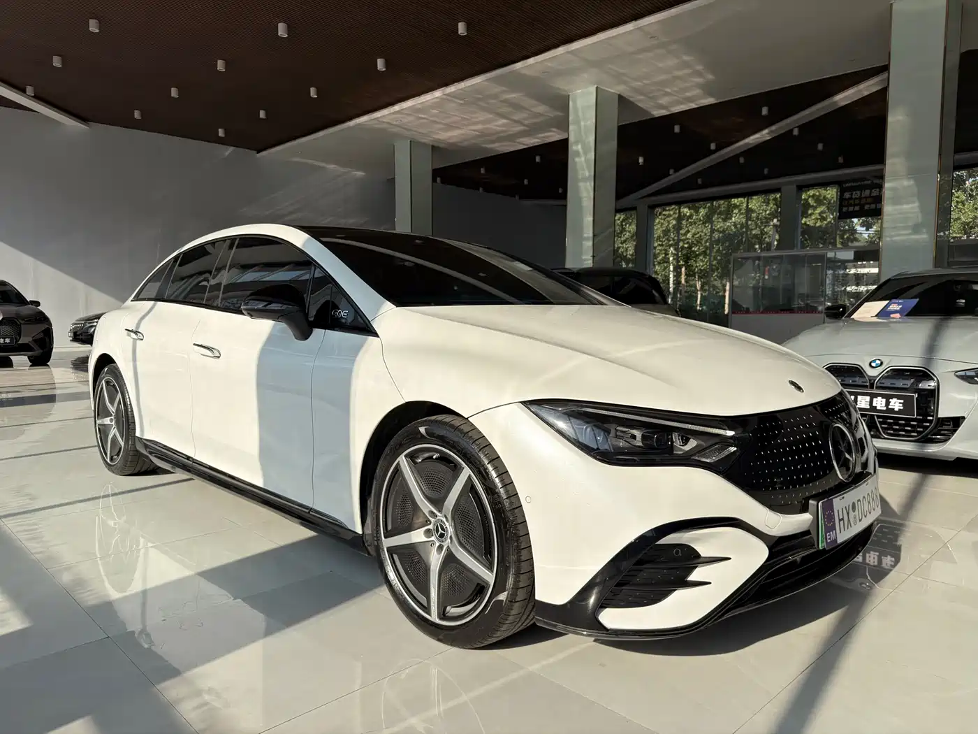 Mercedes-Benz EQE 2022 350 Pioneer Special Edition фото 3