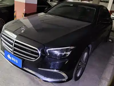 Mercedes-Benz E