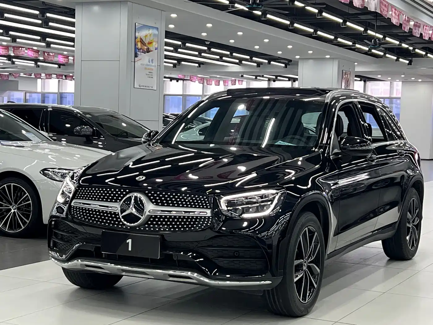 Mercedes-Benz GLC 2022 Facelift II GLC 260 L 4MATIC Luxury