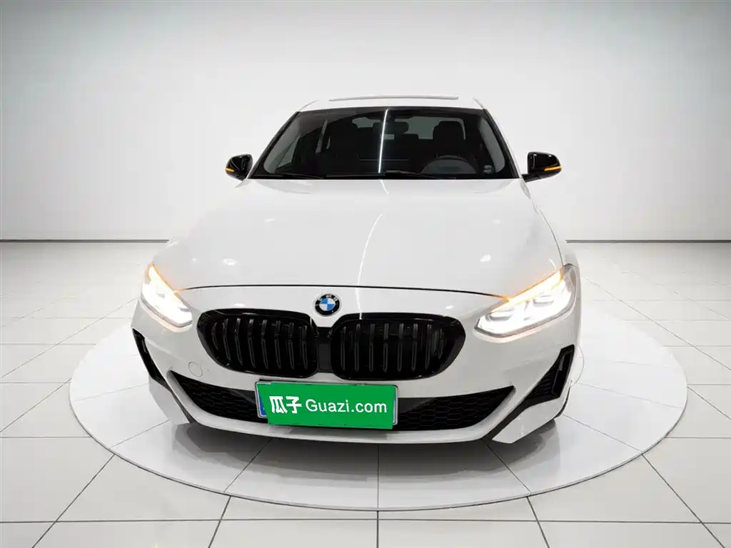 BMW 1-SERIES