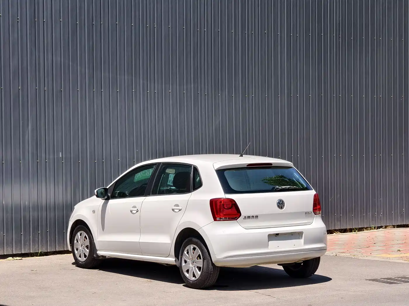 Volkswagen Polo 2013 1.4L Manual Comfort Edition фото 21