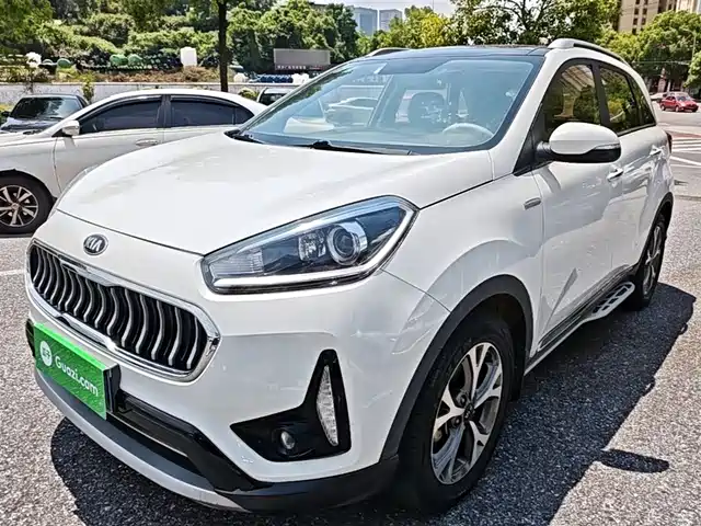 kia kx3-proud-run