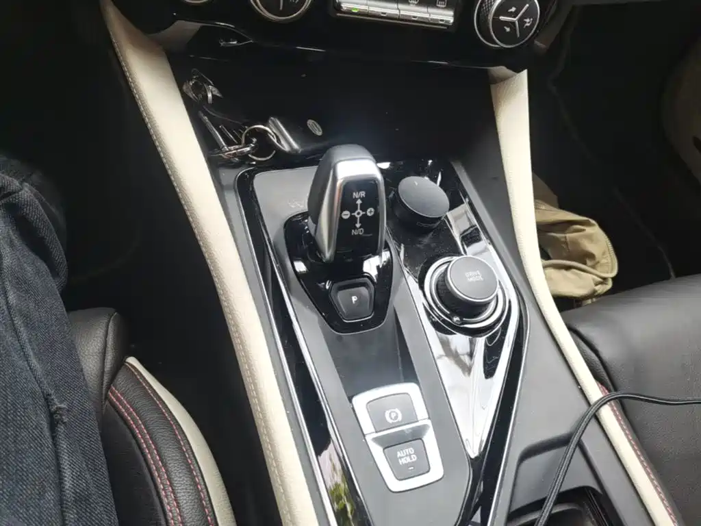 Lynk & Co 02 New Energy 2019 Edition 1.5T PHEV Pro фото 14