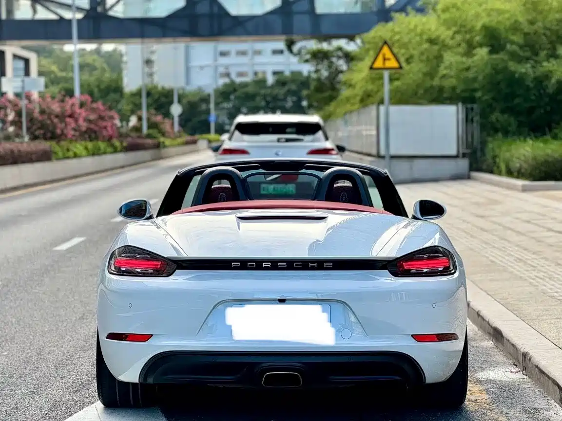 Porsche 718 2018 Boxster 2.0T фото 13