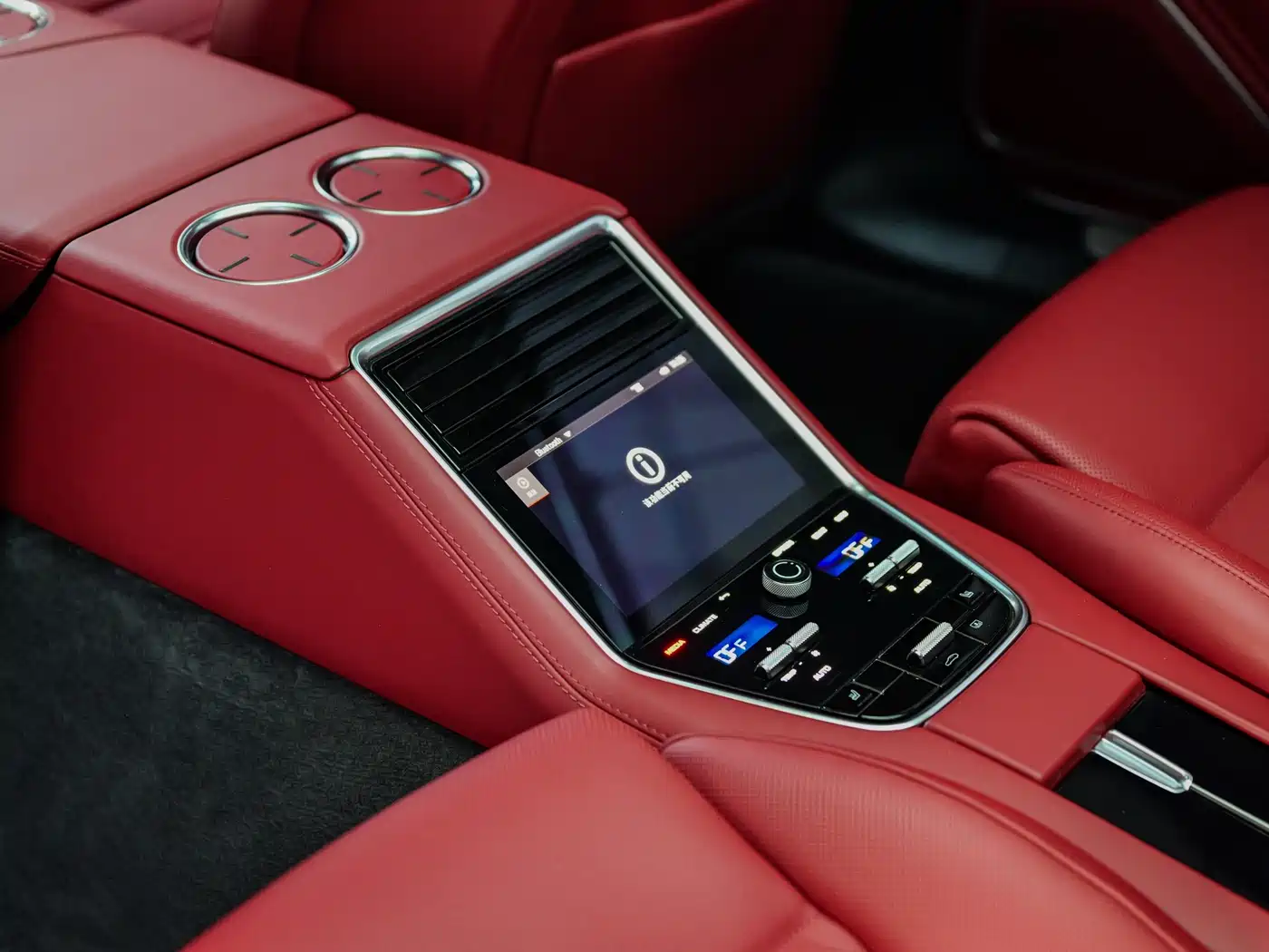 Porsche Panamera 2022 Panamera 4 Executive Long Wheelbase 2.9T фото 11