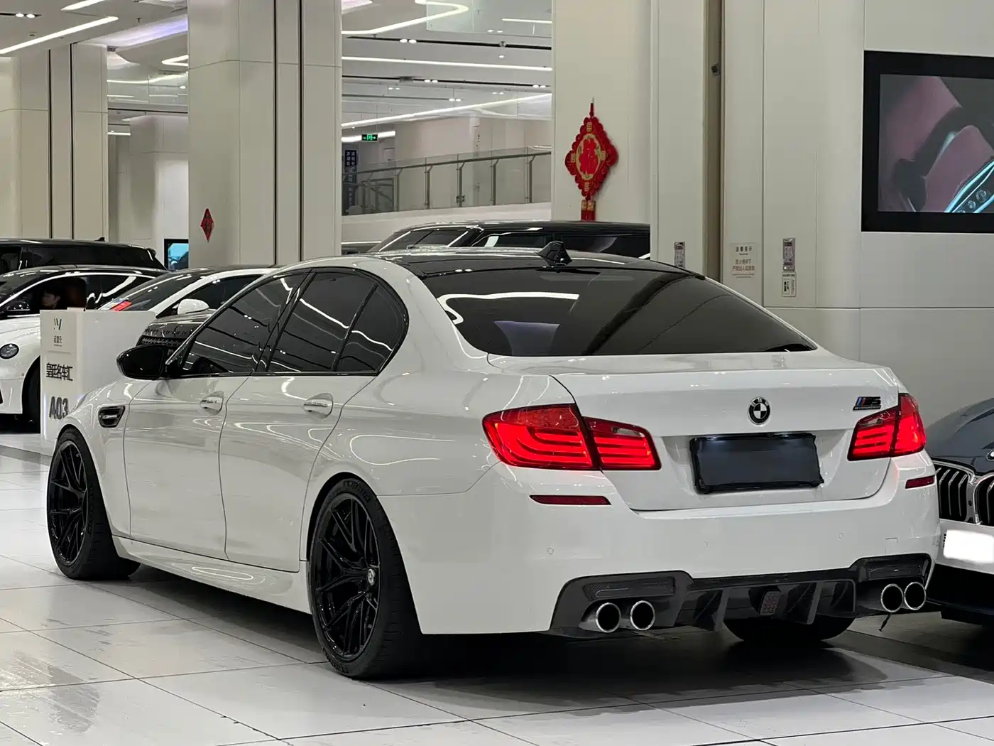 BMW M5 2012 M5 фото 13
