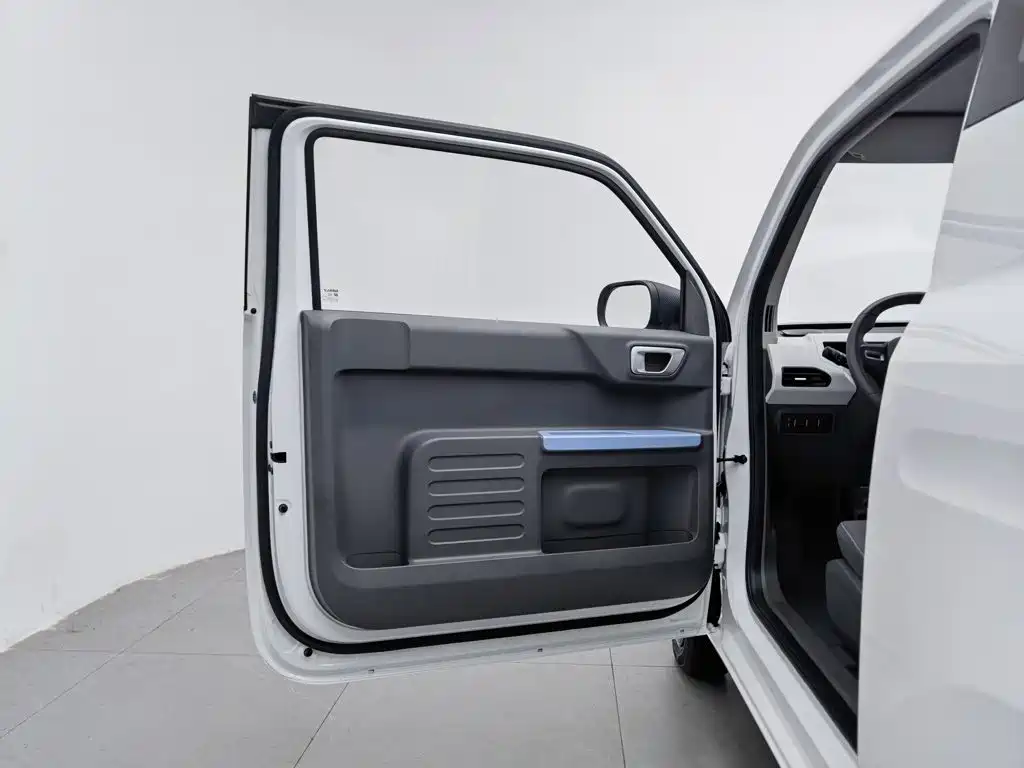 Photo 8 - Geely Galaxy Panda