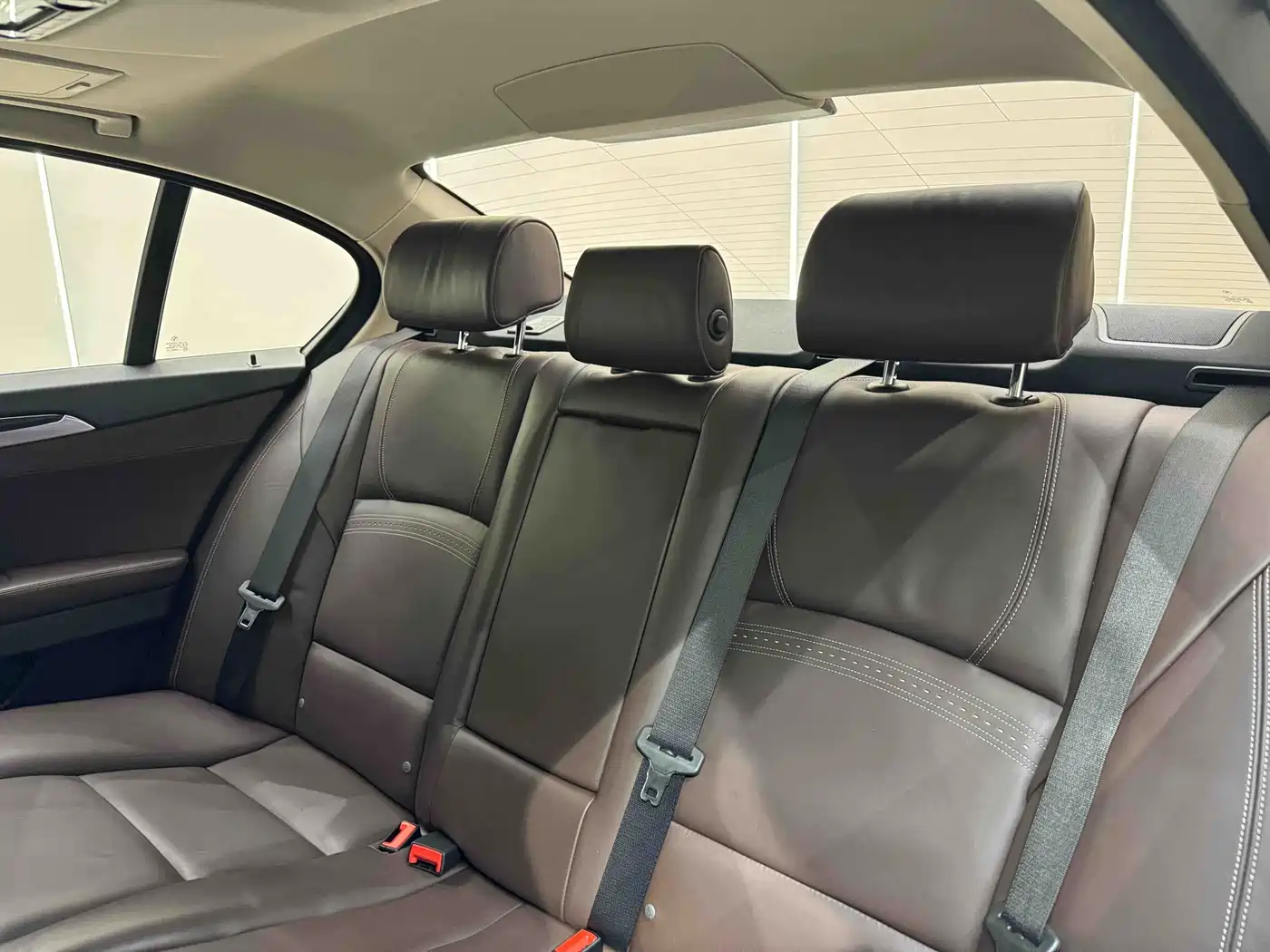 BMW 5 Series 2014 525Li Luxury Design Package фото 36