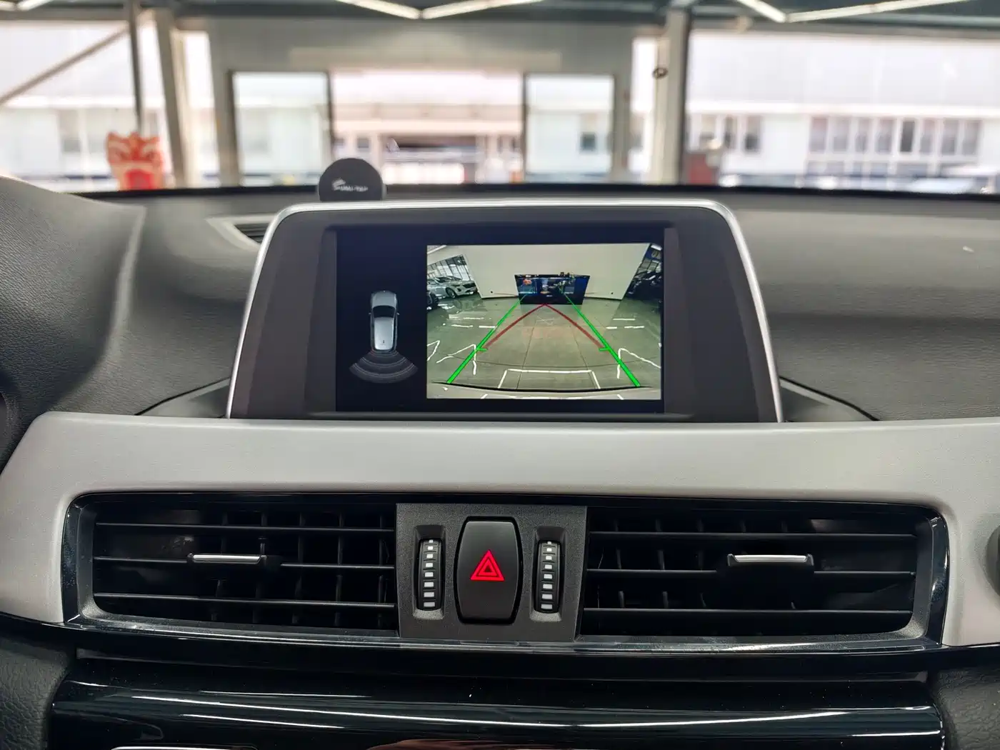 BMW X1 2019 sDrive20Li Leading Model фото 14