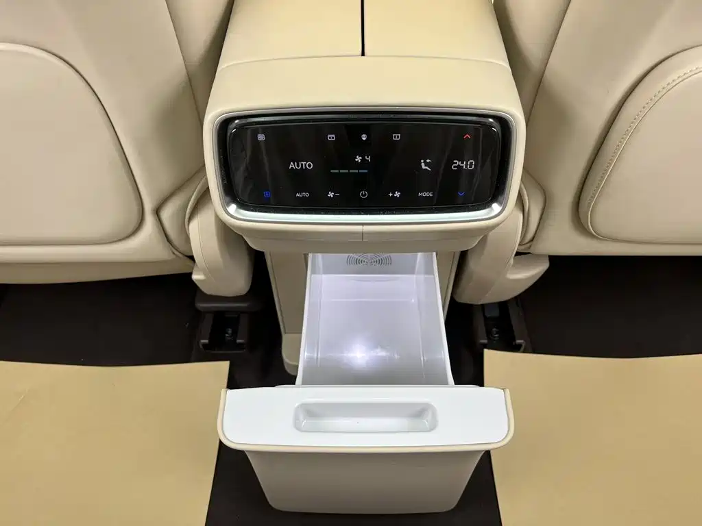 Aito M9 2024 2024 Pure Electric Ultra 100kWh 6-Seater