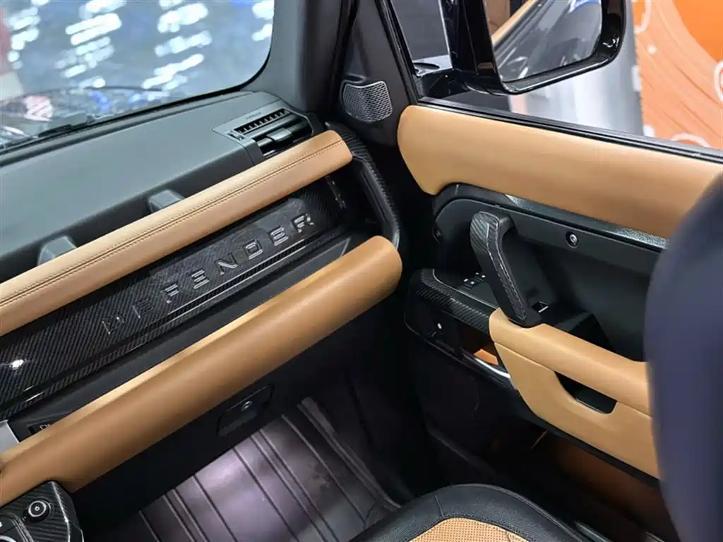 Land Rover Defender 2023 Facelift 110 3.0T P400 X-DYNAMIC HSE фото 14