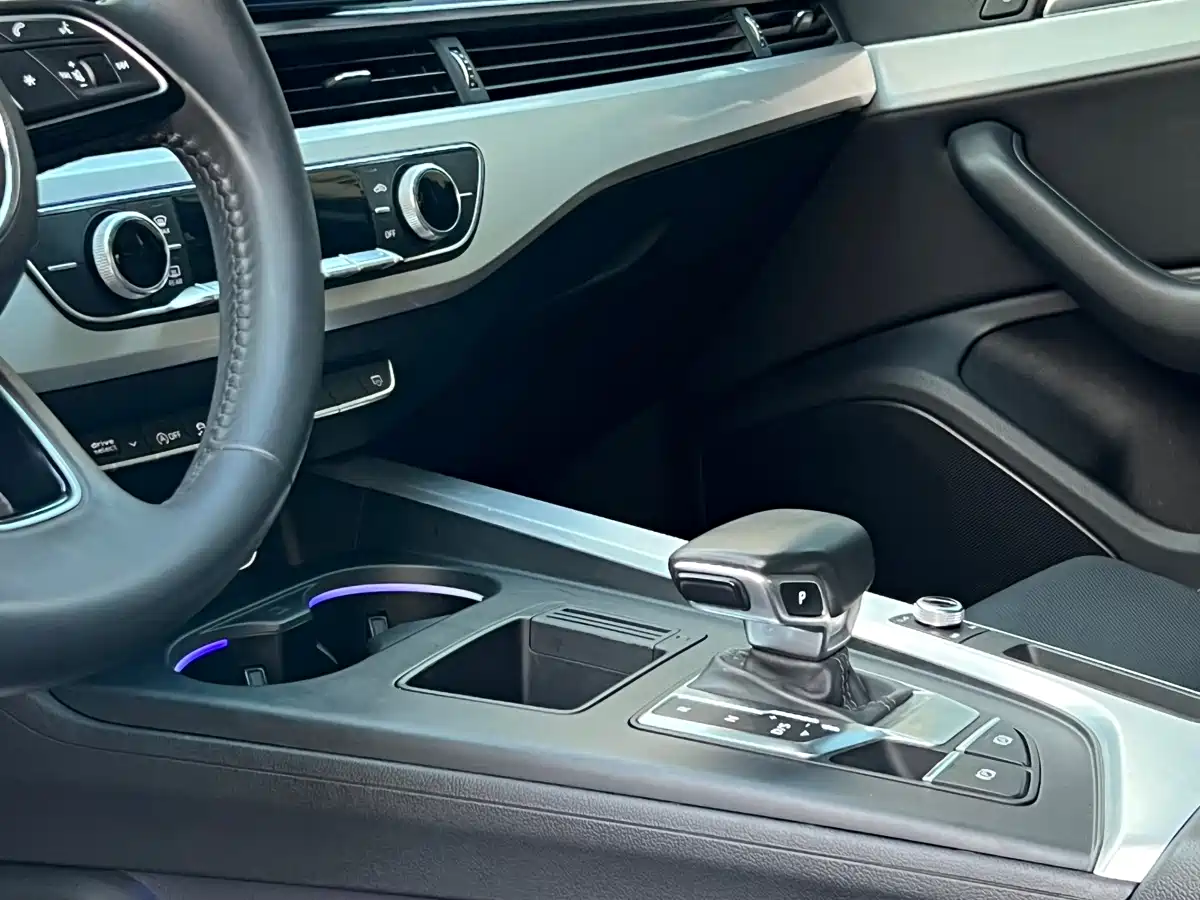 Audi A4L 2020 40 TFSI Fashion Elegance фото 15