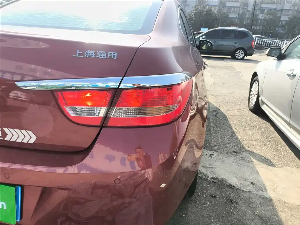 Buick Excelle 2013 Model GT 1.6L Manual Progressive фото 8