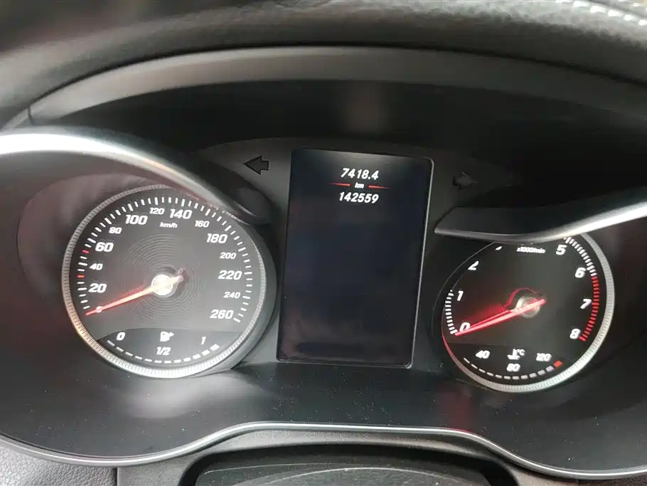 Mercedes-Benz C-Class 2015 Facelift C 200 L Sport фото 14