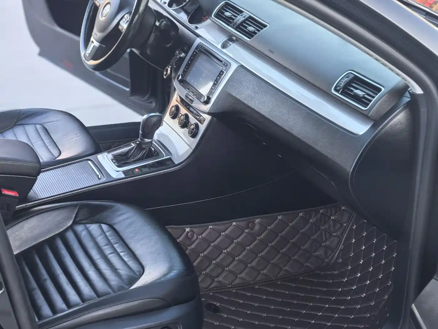 Volkswagen Magotan 2015 1.8TSI Leading фото 12