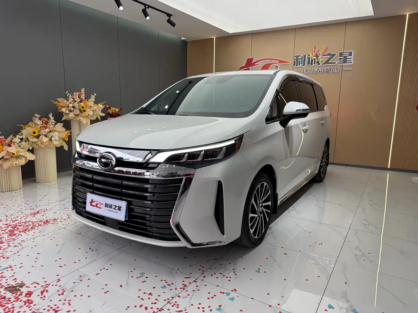 GAC Trumpchi Trumpchi M6 2024 MAX 270T WDCT Honor Edition