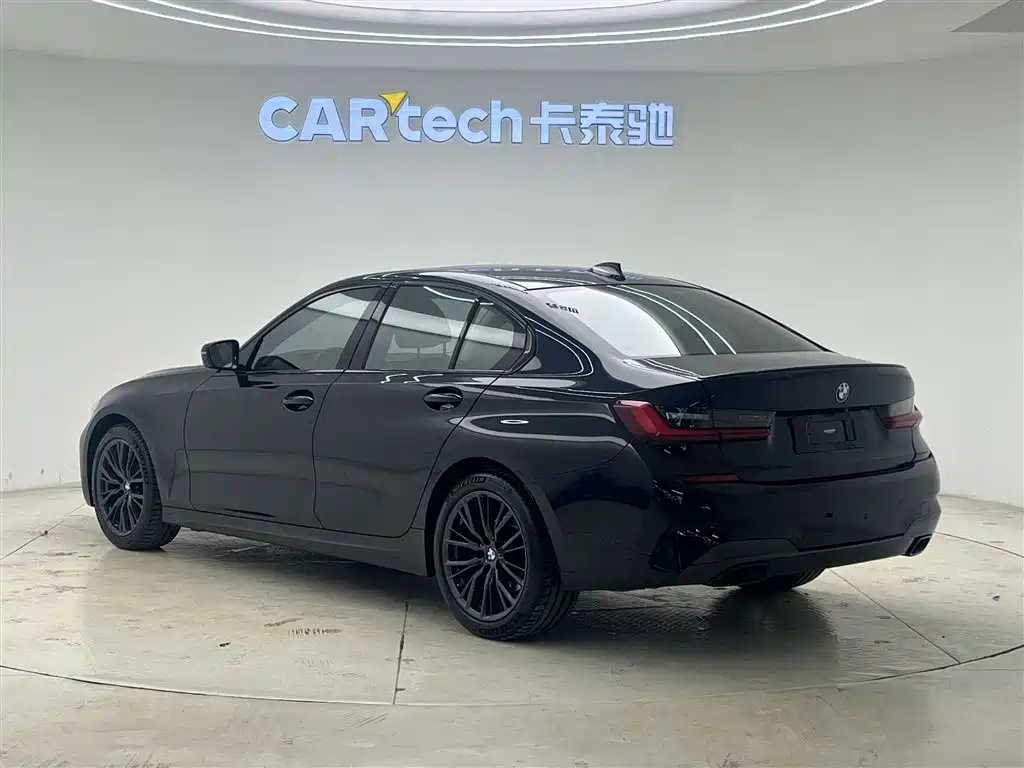 BMW 3 Series 2022 325i M Sport Shadow Edition фото 4
