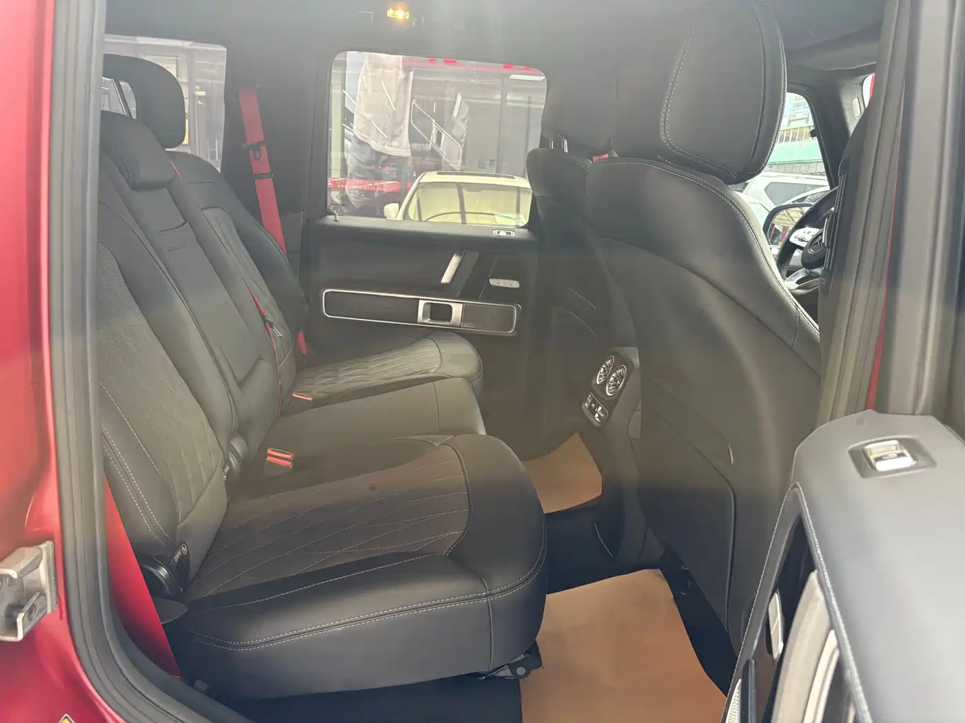 Mercedes-Benz G-Class 2021 G 500 Blazing Flame Special Edition фото 11