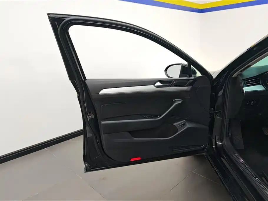 Volkswagen Magotan 2020 280TSI DSG Comfort фото 7