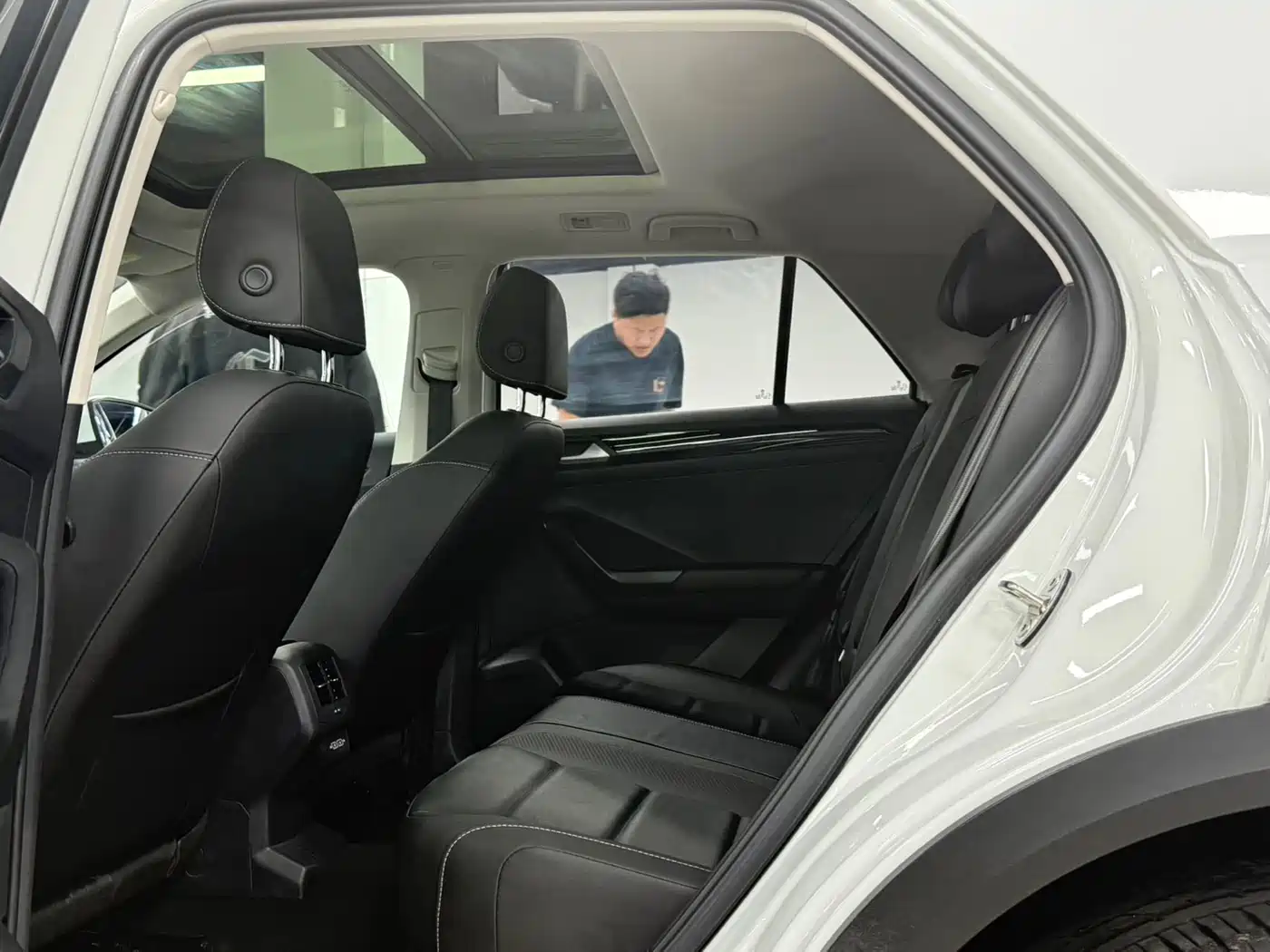 Volkswagen T-ROC 2022 280TSI DSG 2WD Comfort PLUS фото 18