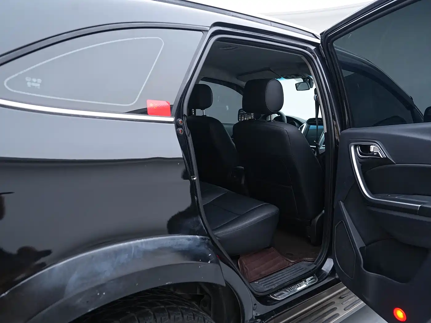 Jiangling Yusheng S350 2014 2013 2.4T Automatic 2WD Diesel Premium Luxury 5-seater
