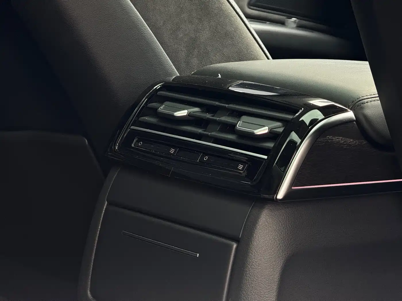 Audi A8 2021 A8L 50 TFSI quattro Comfort фото 13