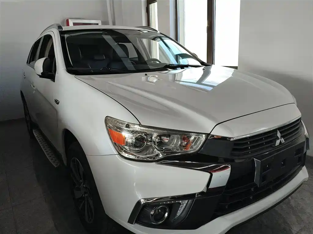 Mitsubishi ASX 2018 2.0L CVT 2WD Premium фото 4